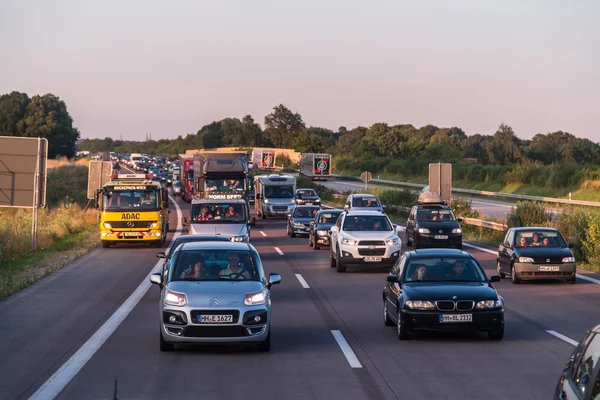 Traffic jam på motorvägen i Danmark — Stockfoto