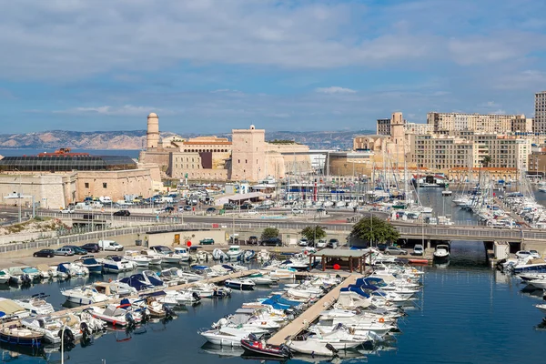 Hrad Saint Jean a přístav v Marseille — Stock fotografie
