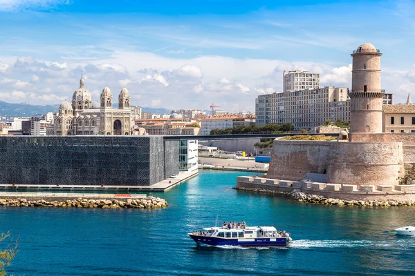 Saint Jean Castle and Cathedral in Marseille — Stock Photo, Image