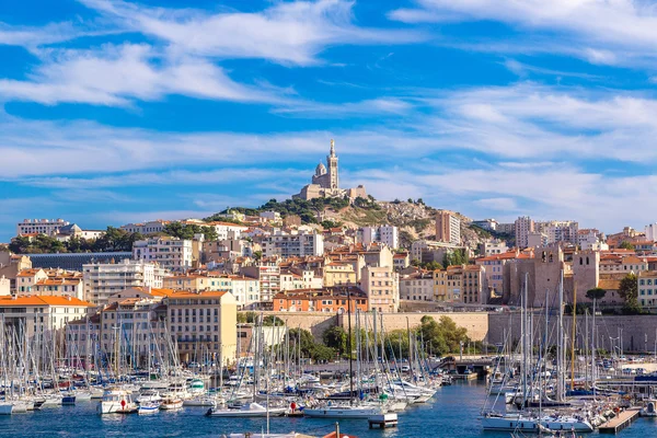 Notre dame de la garde w Marsylii — Zdjęcie stockowe