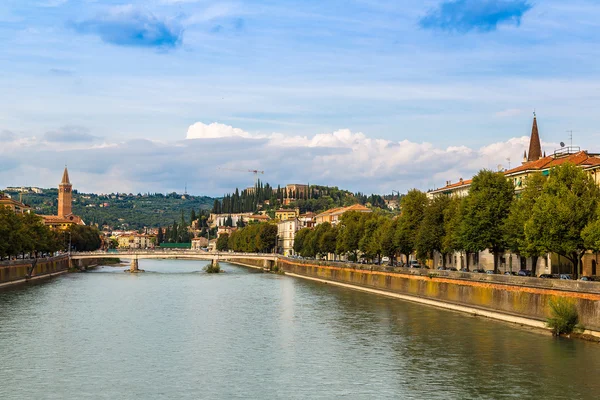 Paesaggio urbano di Verona, Italia — Foto Stock