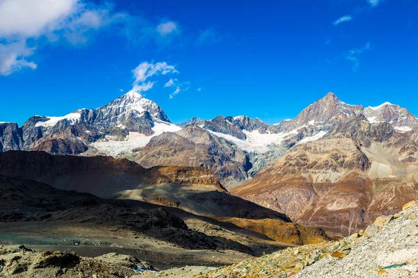 スイスのアルプス山脈の景色 — ストック写真