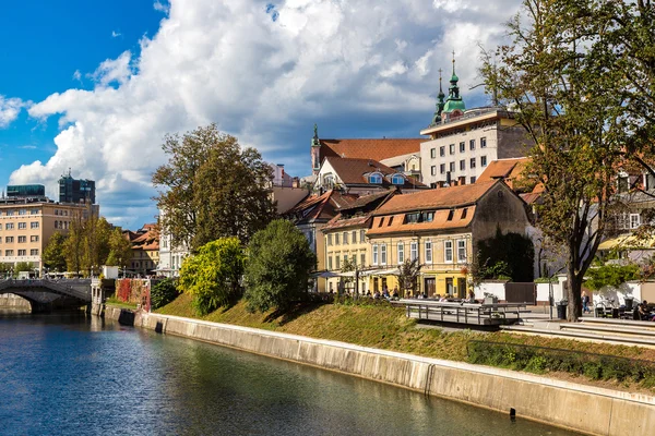 Ljubljana river in downtown — Stock Photo, Image