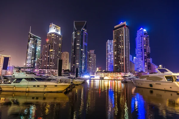 Dubai Marina paesaggio urbano, Emirati Arabi Uniti — Foto Stock