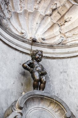 Manneken pis heykeli Brüksel