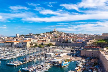 Marsilya 'da notre dame de la garde