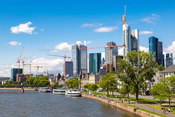 Financial district in Frankfurt — Stock Photo, Image