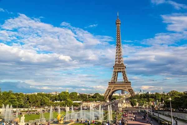 Paris 'teki Eyfel Kulesi — Stok fotoğraf