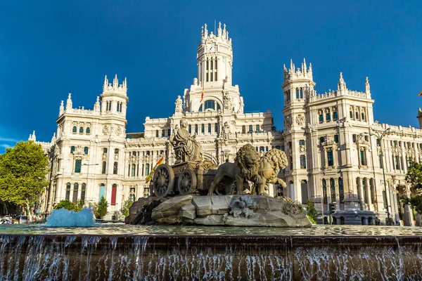 Cibeles fuente en madrid —  Fotos de Stock