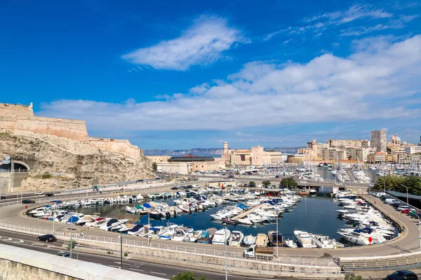 Saint Jean kasteel en elke poort in Marseille — Stockfoto