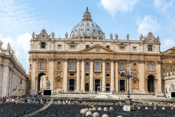 Basilica of Saint Peter in Vatican — Stock Photo, Image