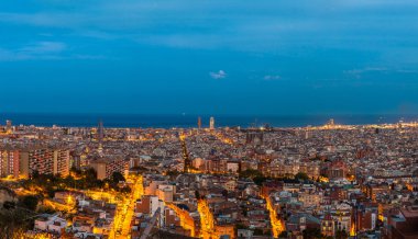 Barselona bölgesindeki yaz gecesi