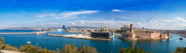 Castillo y Catedral de la Major en Marsella — Foto de Stock