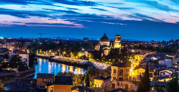 Gün batımında Verona, İtalya — Stok fotoğraf