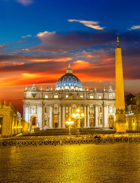 Basilica of Saint Peter in Vatican — Stock Photo, Image