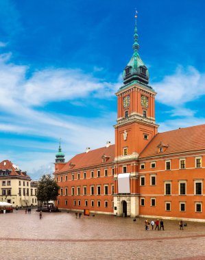 Kraliyet Sarayı ve Sigismund sütun Varşova