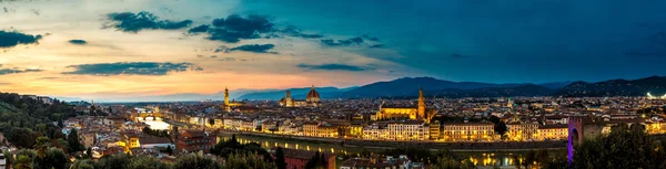 Tramonto panoramico a Firenze — Foto Stock