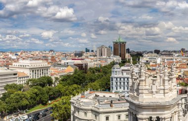 Madrid'da Plaza de cibeles