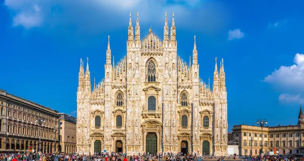 Milánská katedrála Duomo — Stock fotografie