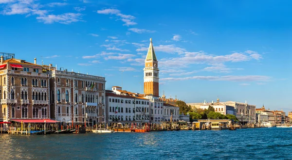 Campanile di San Marco en Venecia —  Fotos de Stock