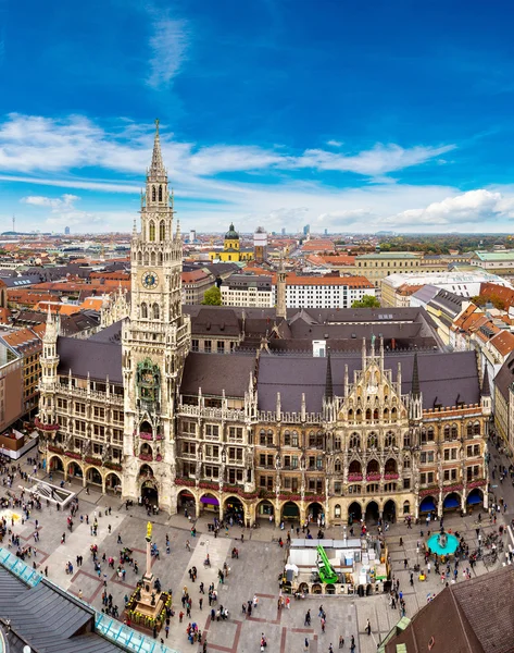 A légi felvétel a Marienplatz városháza — Stock Fotó