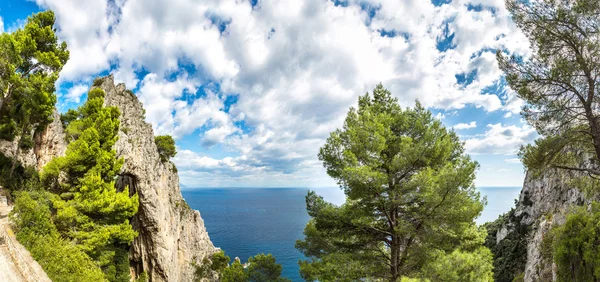Острів Капрі в Італії — стокове фото