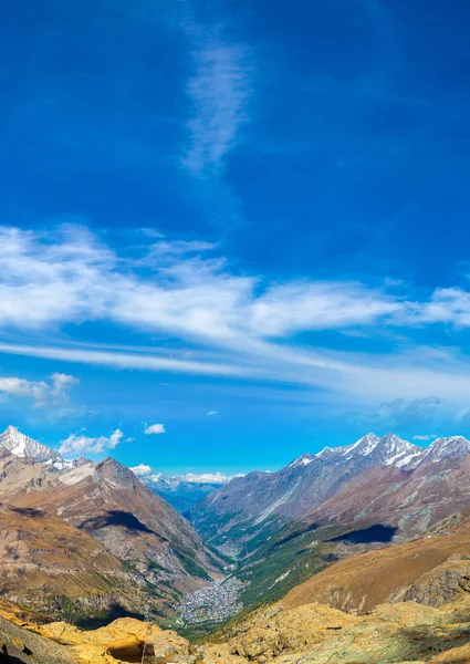 A svájci Alpok hegyei — Stock Fotó