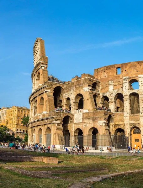 Roma 'da kolezyum, İtalya — Stok fotoğraf