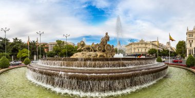 Madrid'da Cibeles Çeşmesi