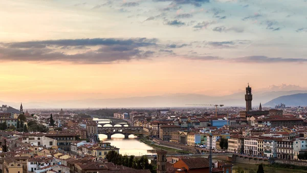 Floransa'da panoramik günbatımı — Stok fotoğraf