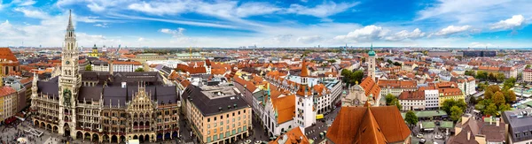 Aerial view on Marienplatz town hall — Stock Photo, Image