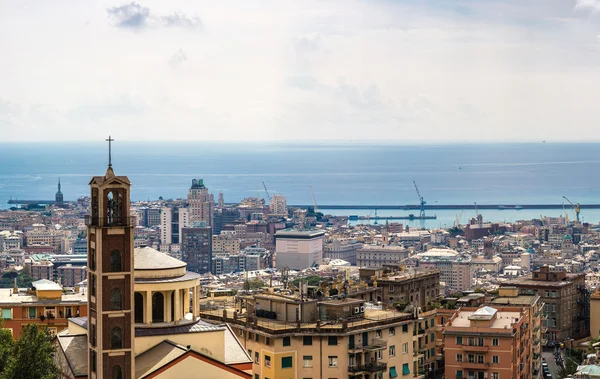 Hafen von Genua in Italien — Stockfoto