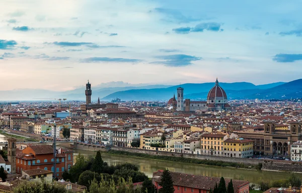 Coucher de soleil panoramique à Florence — Photo