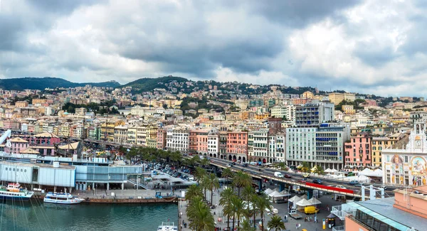 Porto de Génova na Itália — Fotografia de Stock