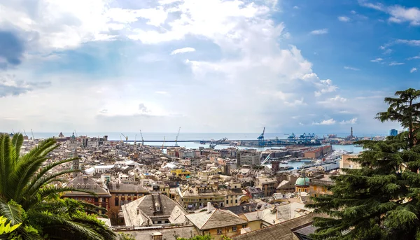 Puerto de Génova en Italia — Foto de Stock