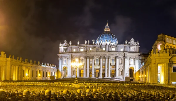 Basilika des heiligen peter in vatikan — Stockfoto