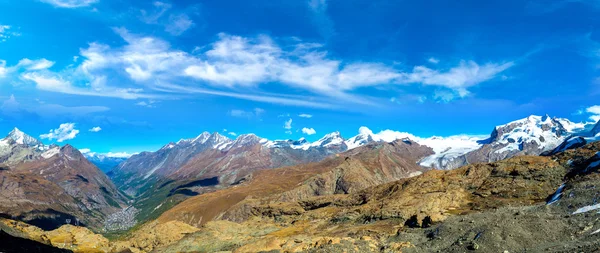 Alpen lanskap gunung di Swiss — Stok Foto