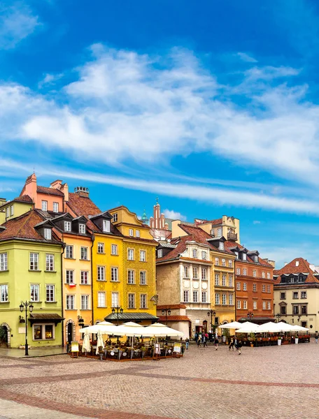 Oude stadsplein in warschau — Stockfoto