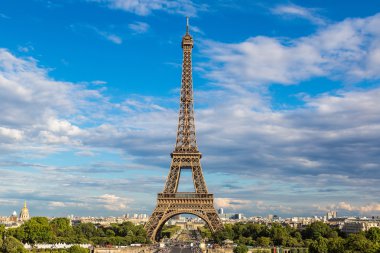 Paris 'teki Eyfel Kulesi