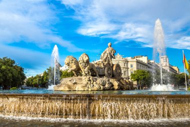 Madrid'da Cibeles Çeşmesi
