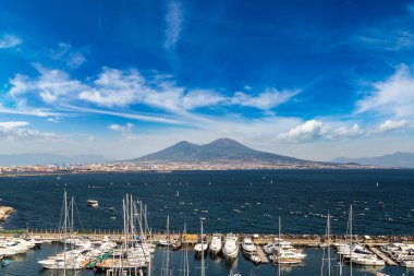Napoli ve İtalya Vezüv Yanardağı