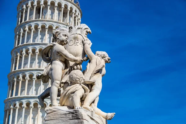 Leaning tower in Pisa — Stock Photo, Image