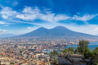Napoli ve İtalya Vezüv Yanardağı