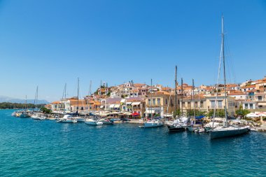 Poros Adası yaz gün