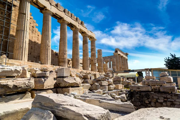 Świątynię Partenon na Akropolu w Atenach — Zdjęcie stockowe