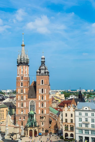 St. Mary's Church on sunny day, Krakow — Stock Photo, Image