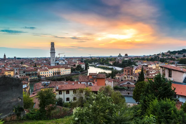 Verona, a naplemente, Olaszország — Stock Fotó