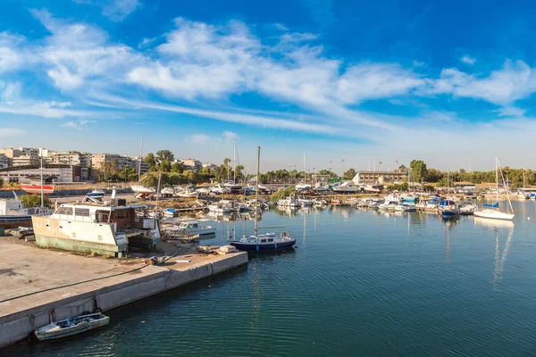 Puerto Pireo en Atenas, Grecia — Foto de Stock