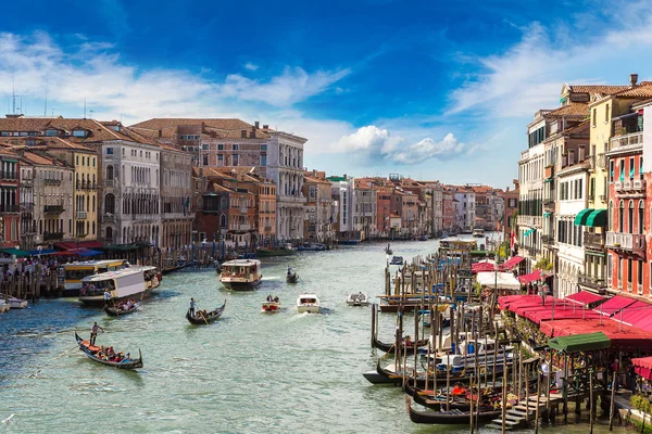 Gondolas on Canal Grande in summer day — Stock Photo, Image