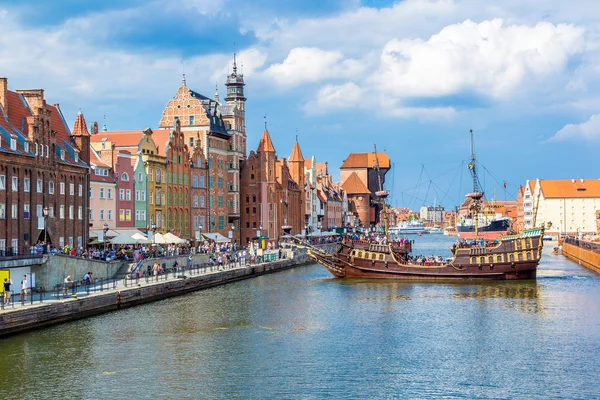 Cityscape op Wisła in Gdansk — Stockfoto